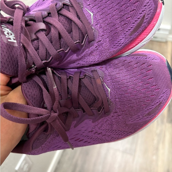 Used HOKA 6.5 wide Clifton 8 - Picture 8 of 9